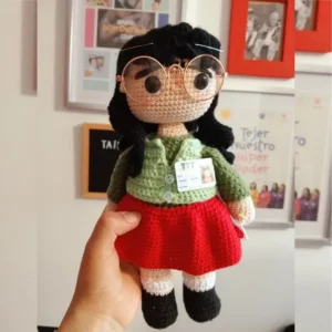 Betty-la-Fea-25-cm-1 - Taller del Nudo - Amigurumis - Tejido a mano